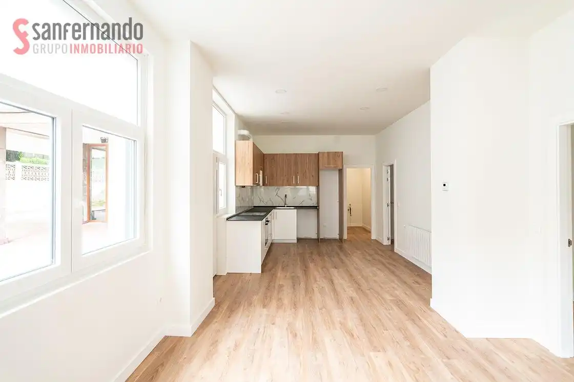 Cocina de Planta baja en venta en Santander con Calefacción
