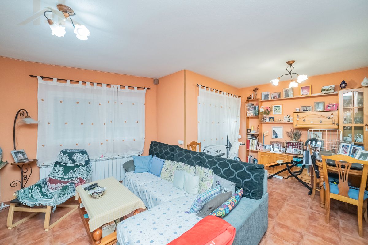 Living room of Single-family semi-detached for sale in Méntrida  with Heating