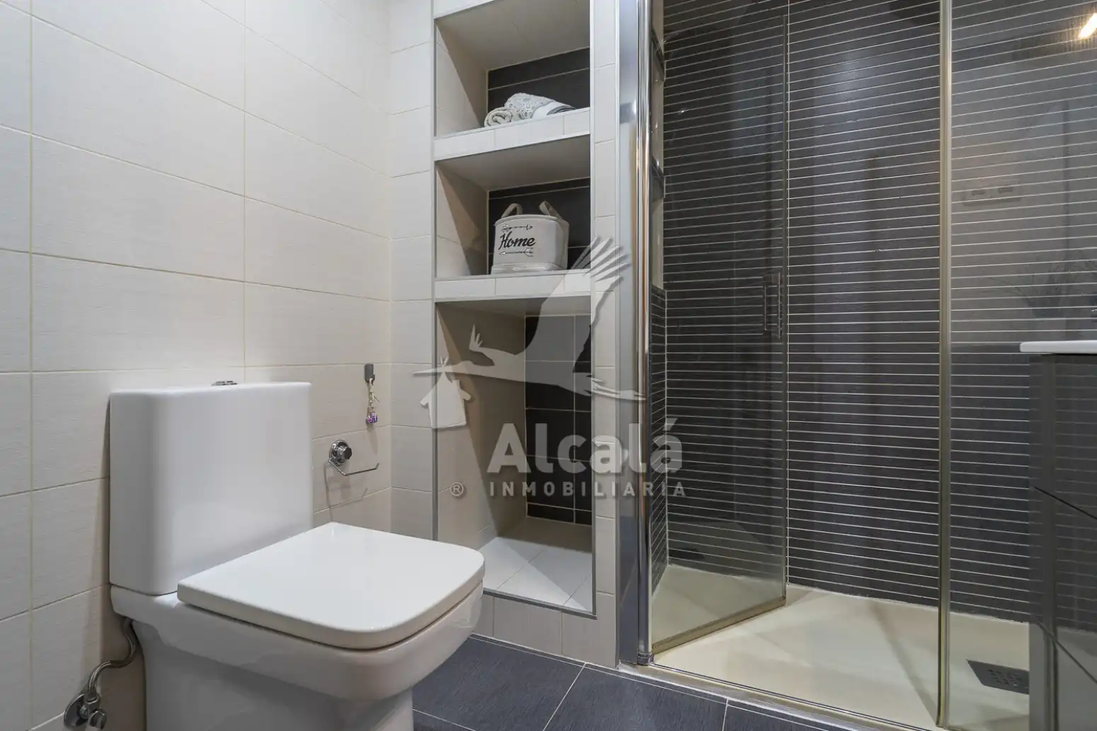 Baño de Piso en venta en Alcalá de Henares con Aire acondicionado, Calefacción y Parquet