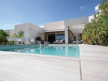 Casa amb piscina en venda a N/A