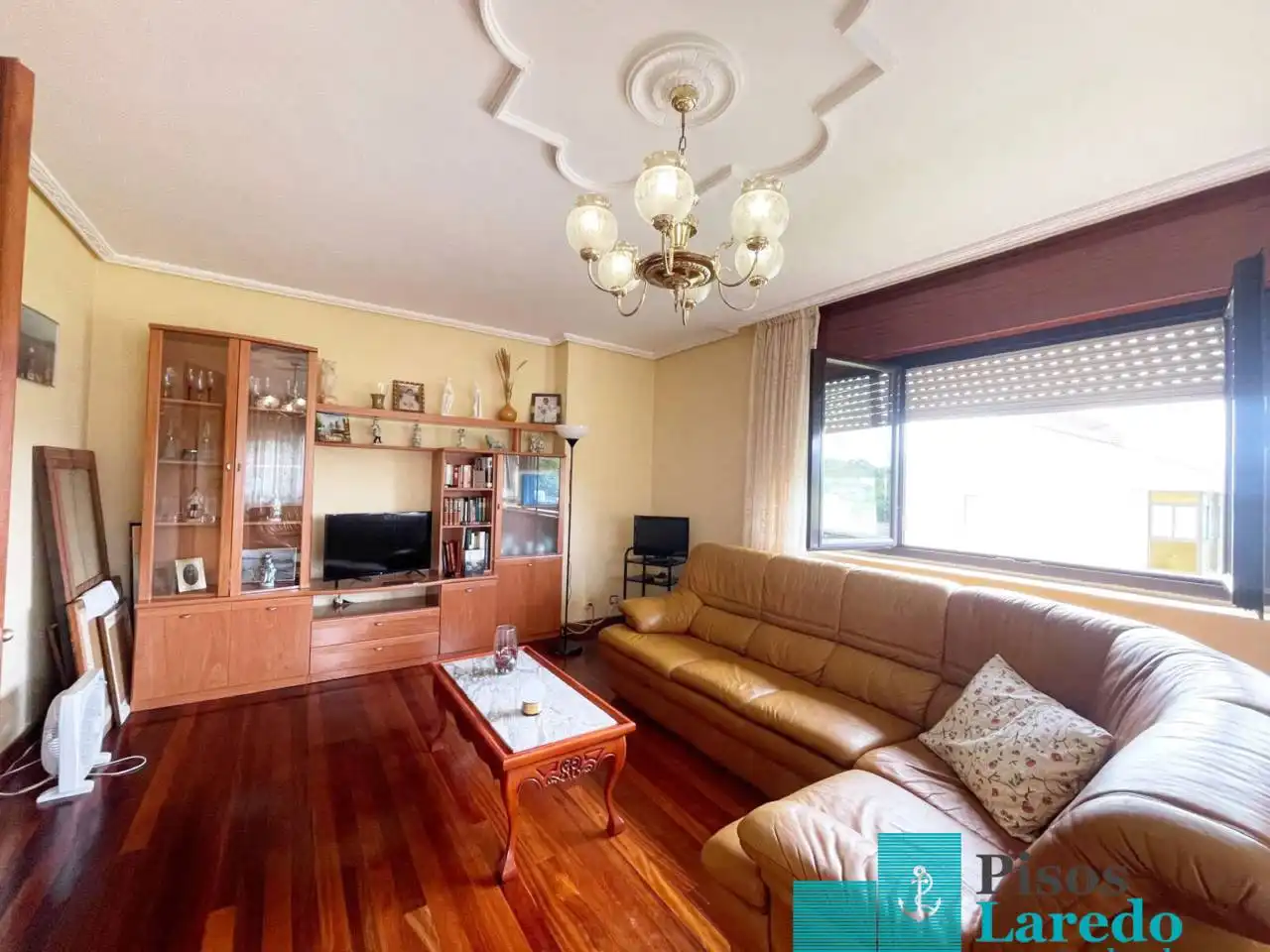 Living room of Houses for sale in Argoños   with Heating, Private garden and Parquet flooring