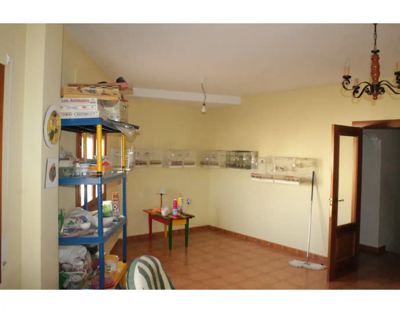 Casa adosada en venta en El Pinós / Pinoso