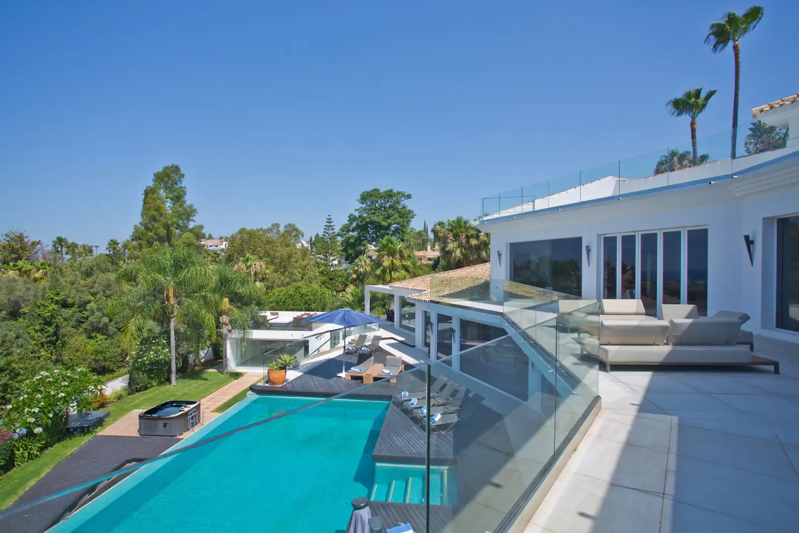 Terraza de Casa o chalet de alquiler en Elviria - Cabopino