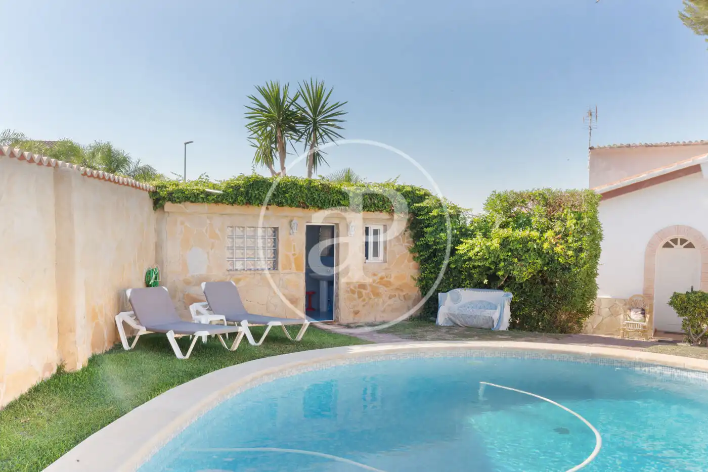 Piscina de Casa o xalet en venda en Riba-roja de Túria amb Calefacció, Jardí privat i Terrassa