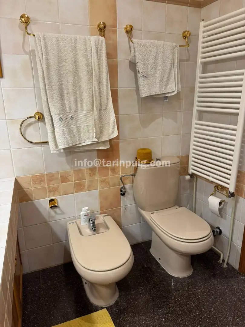 Baño de Casa o chalet en venta en Begues con Aire acondicionado, Calefacción y Jardín privado