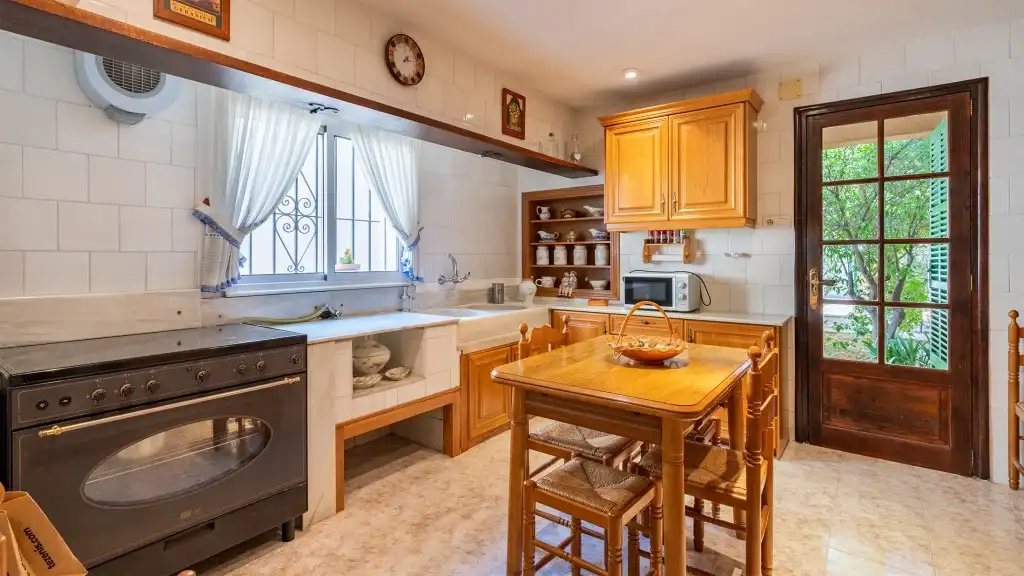 Kitchen of Houses for sale in  Palma de Mallorca  with Air Conditioner, Private garden and Terrace