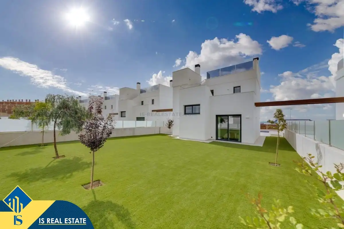 Vista exterior de Casa o chalet en venta en Mutxamel con Terraza y Piscina