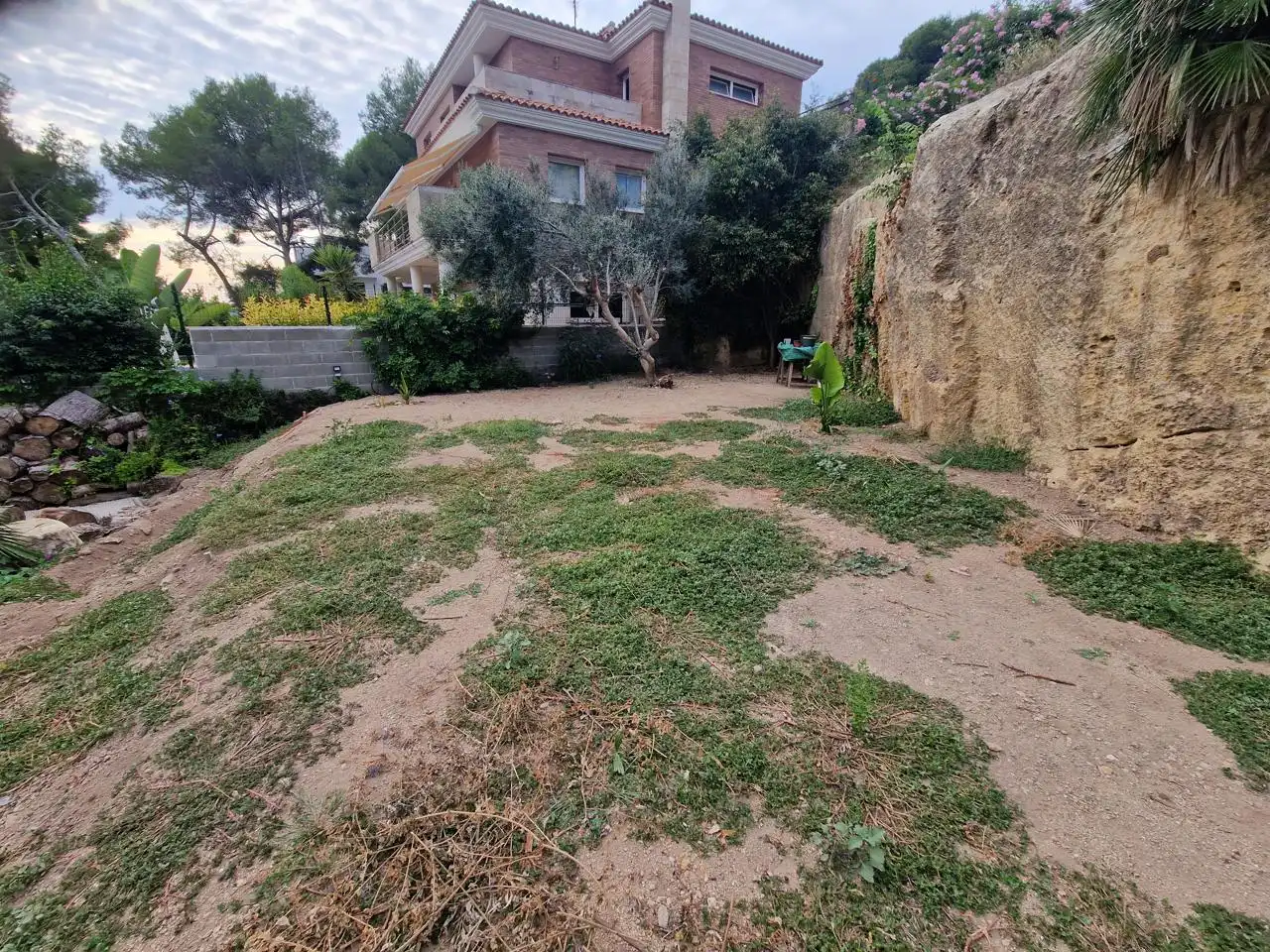 Terrenys i solars en venda a Carrer Gironès, imagen 4