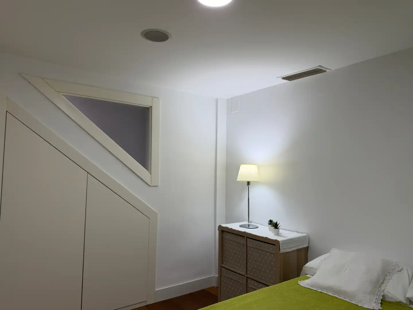 Dormitori de Loft de lloguer en Petrer, Alicante