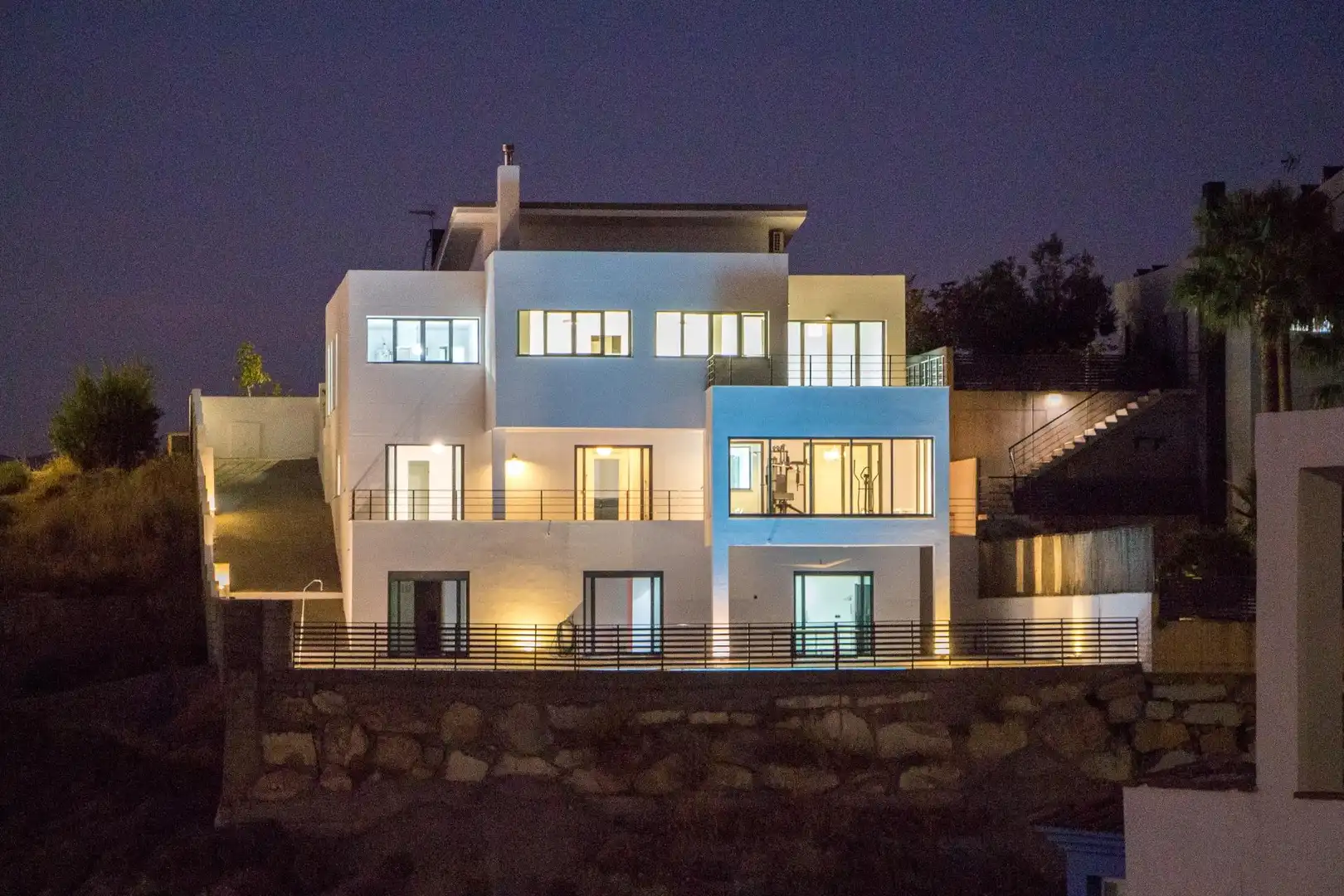 Vista exterior de Casa o xalet en venda en La Zubia amb Aire condicionat, Calefacció i Jardí privat