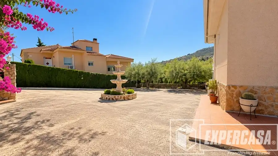 Detached house with pool for sale in Sierra Perenchiza - Cumbres de Calicanto - Sto Domingo, imagen 4