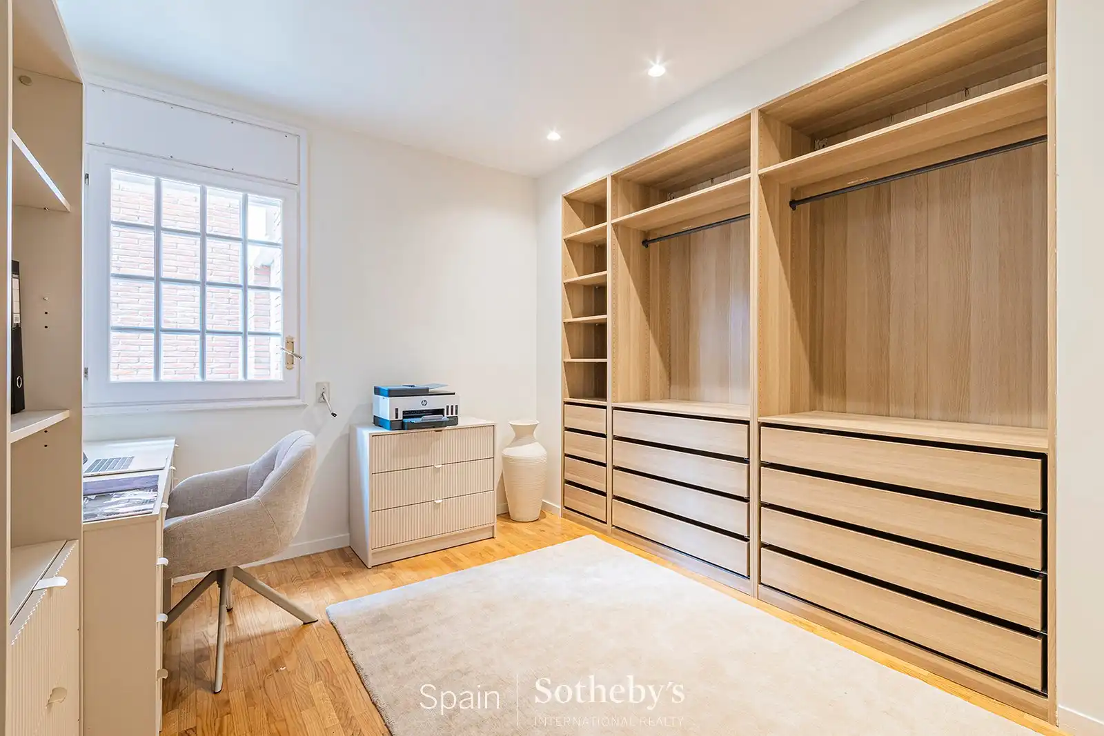 Habitación de Apartamento en venta en Barcelona con Aire acondicionado, Calefacción y Terraza
