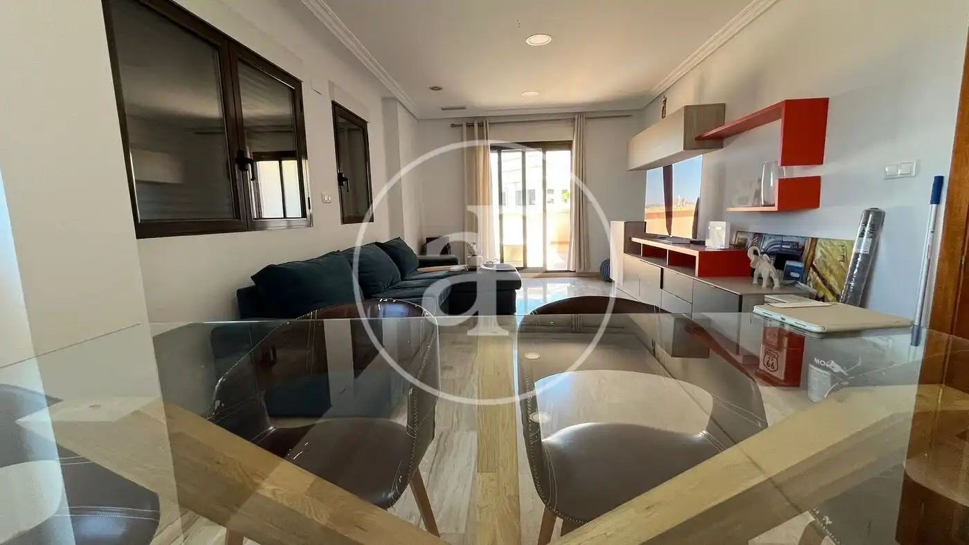 Sala de estar de Piso de alquiler en Elche / Elx con Aire acondicionado, Calefacción y Jardín privado