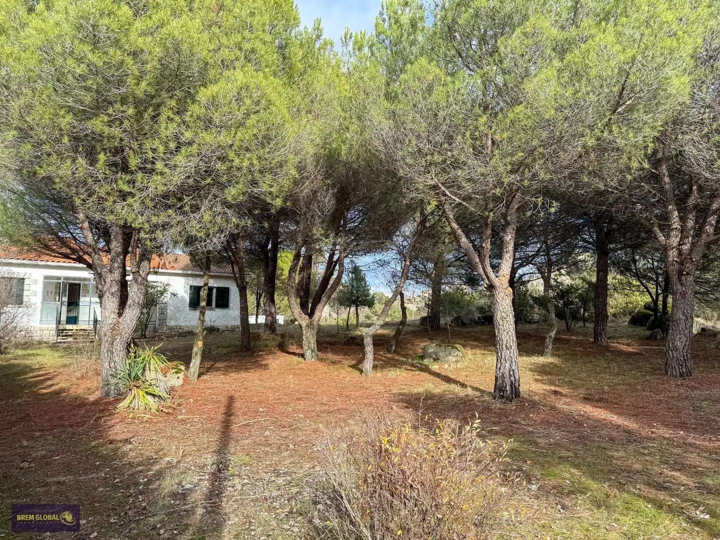 Casa adosada en venta en El Berrueco con Jardín privado, Trastero y Amueblado