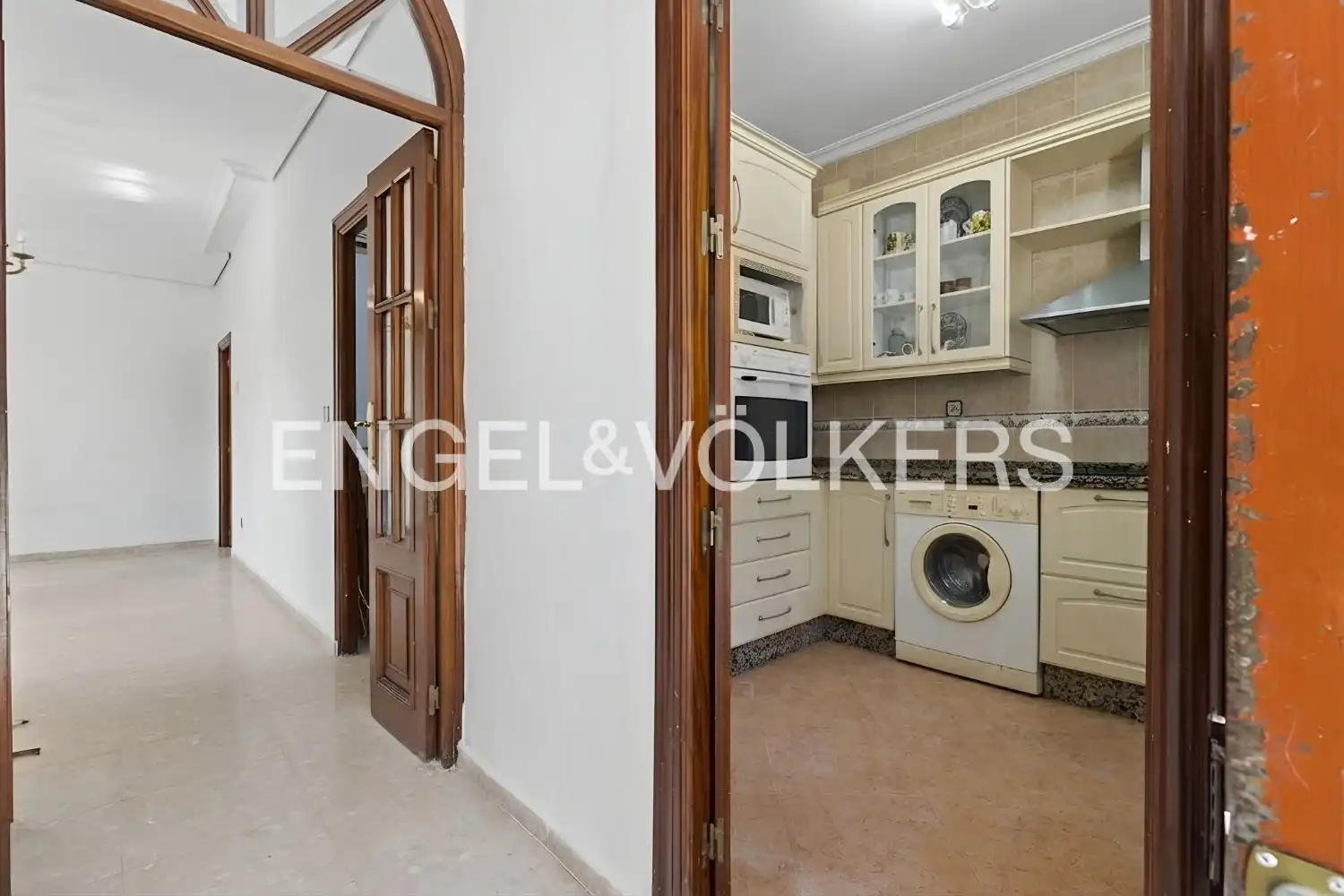 Kitchen of Flat for sale in Sevilla  with Heating