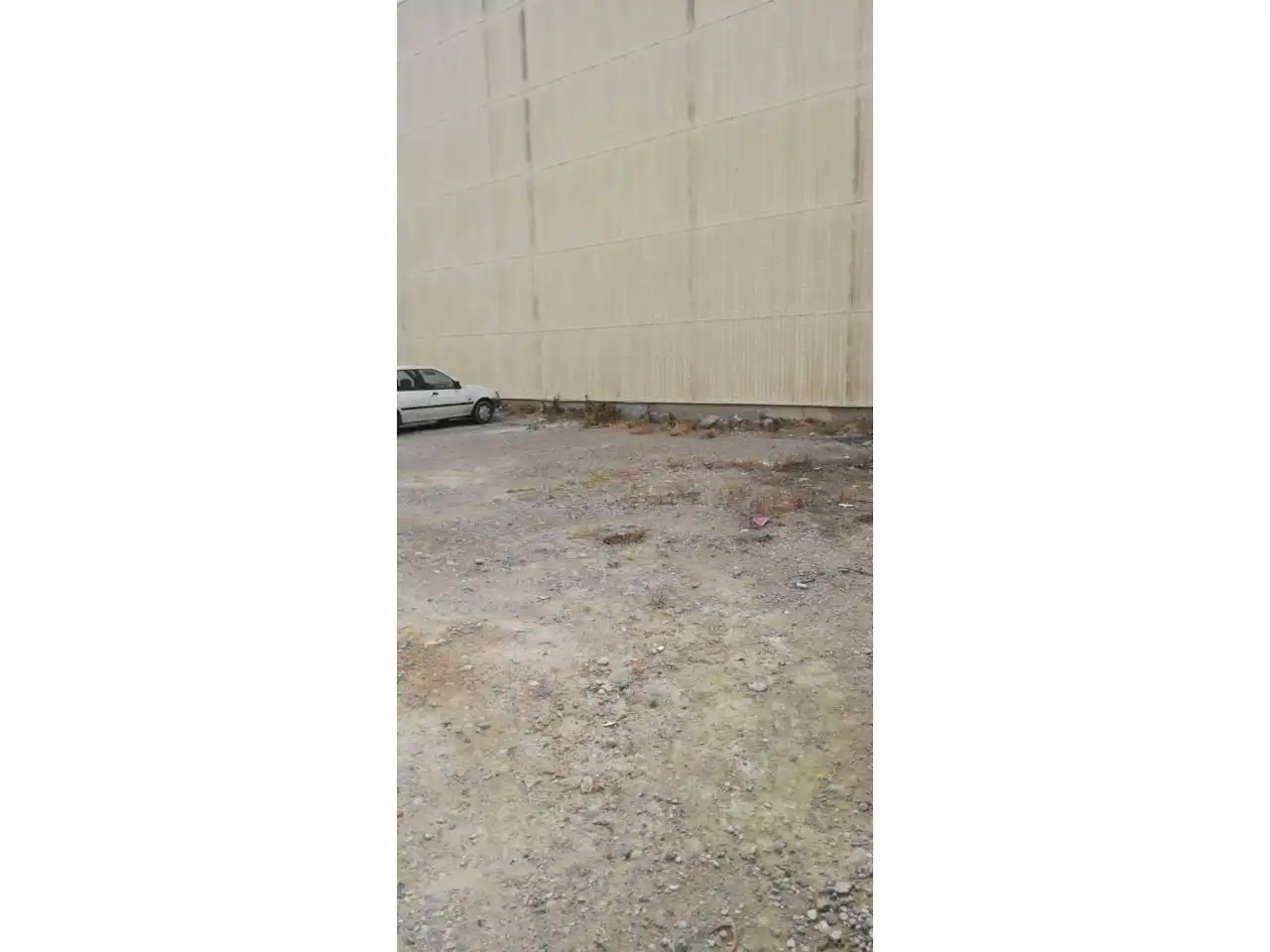 Terreny industrial en venda en Almacelles