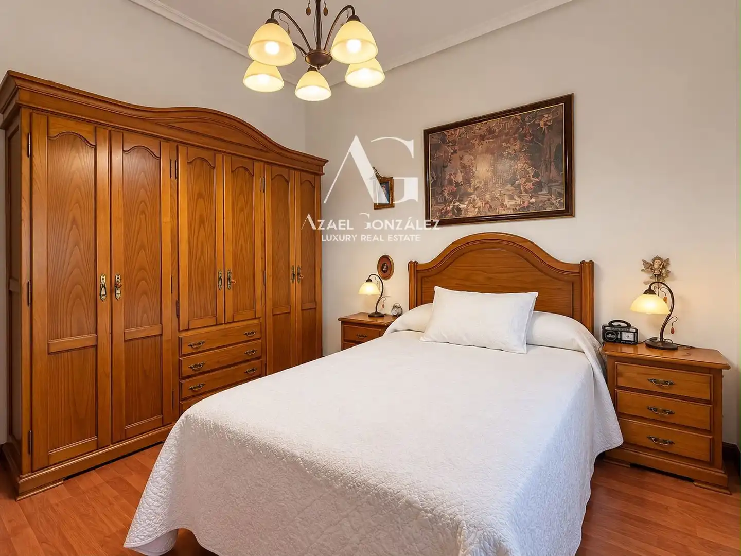 Habitación de Casa o chalet en venta en Torrelavega  con Calefacción y Amueblado