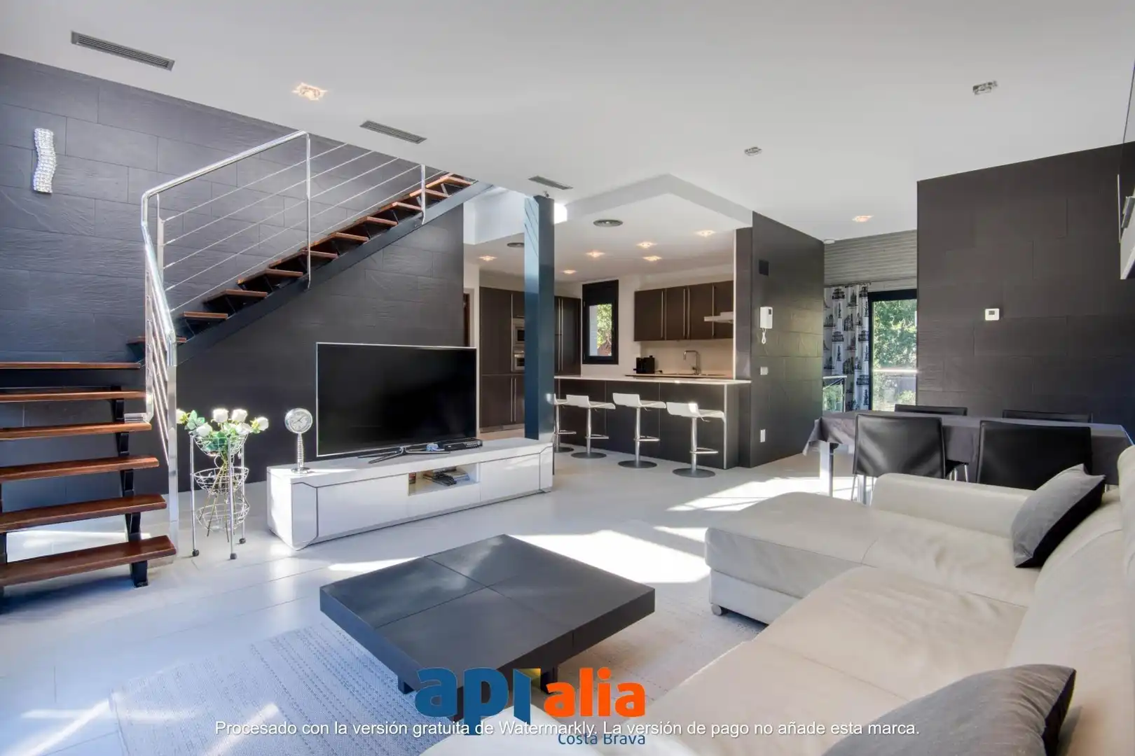 Sala de estar de Casa o chalet en venta en Blanes con Aire acondicionado, Calefacción y Jardín privado