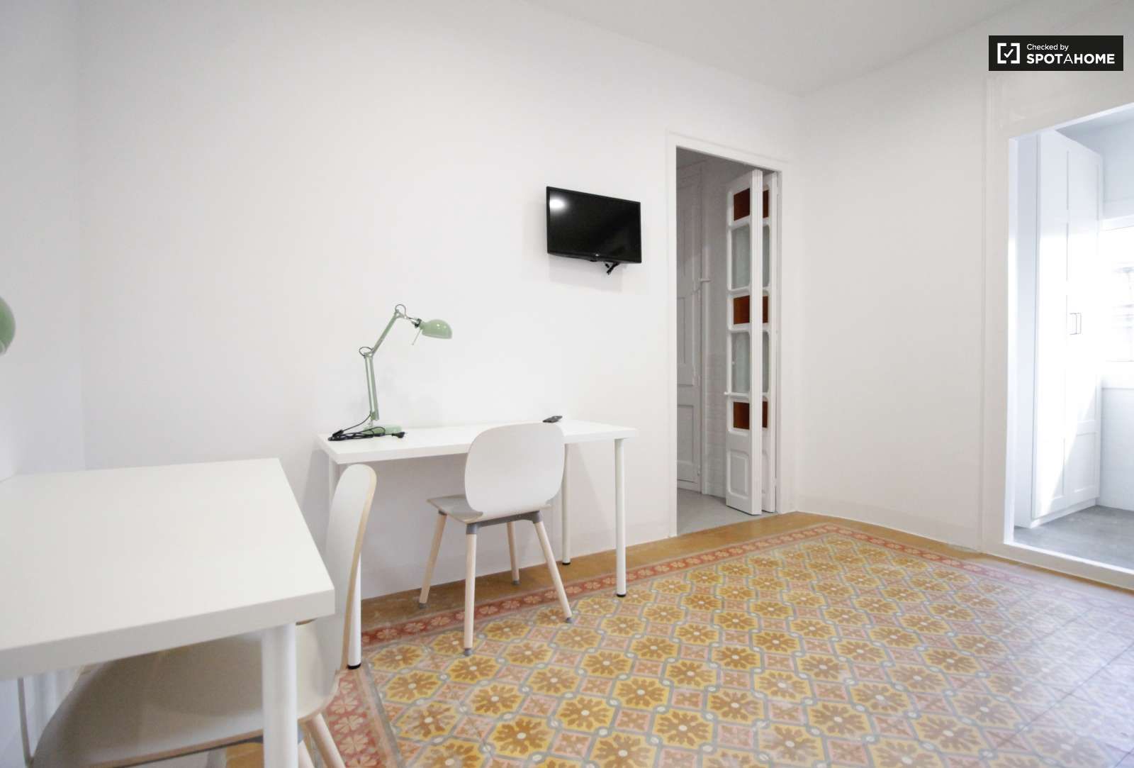 Bedroom of Flat to share in El Prat de Llobregat  with Air Conditioner and Terrace
