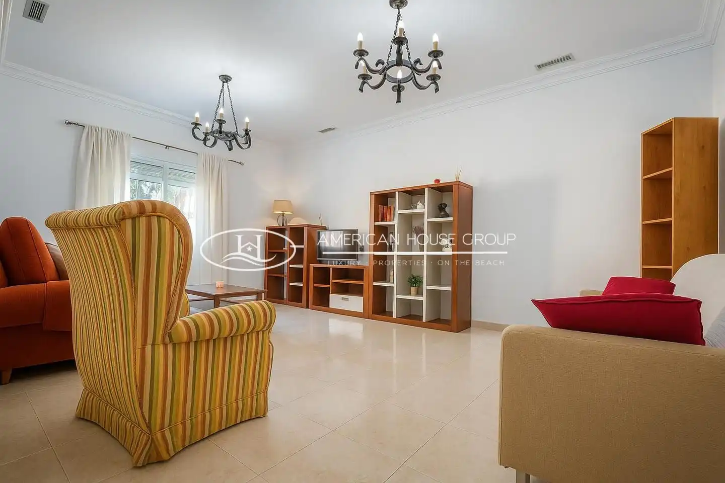 Living room of Houses for sale in Chiclana de la Frontera