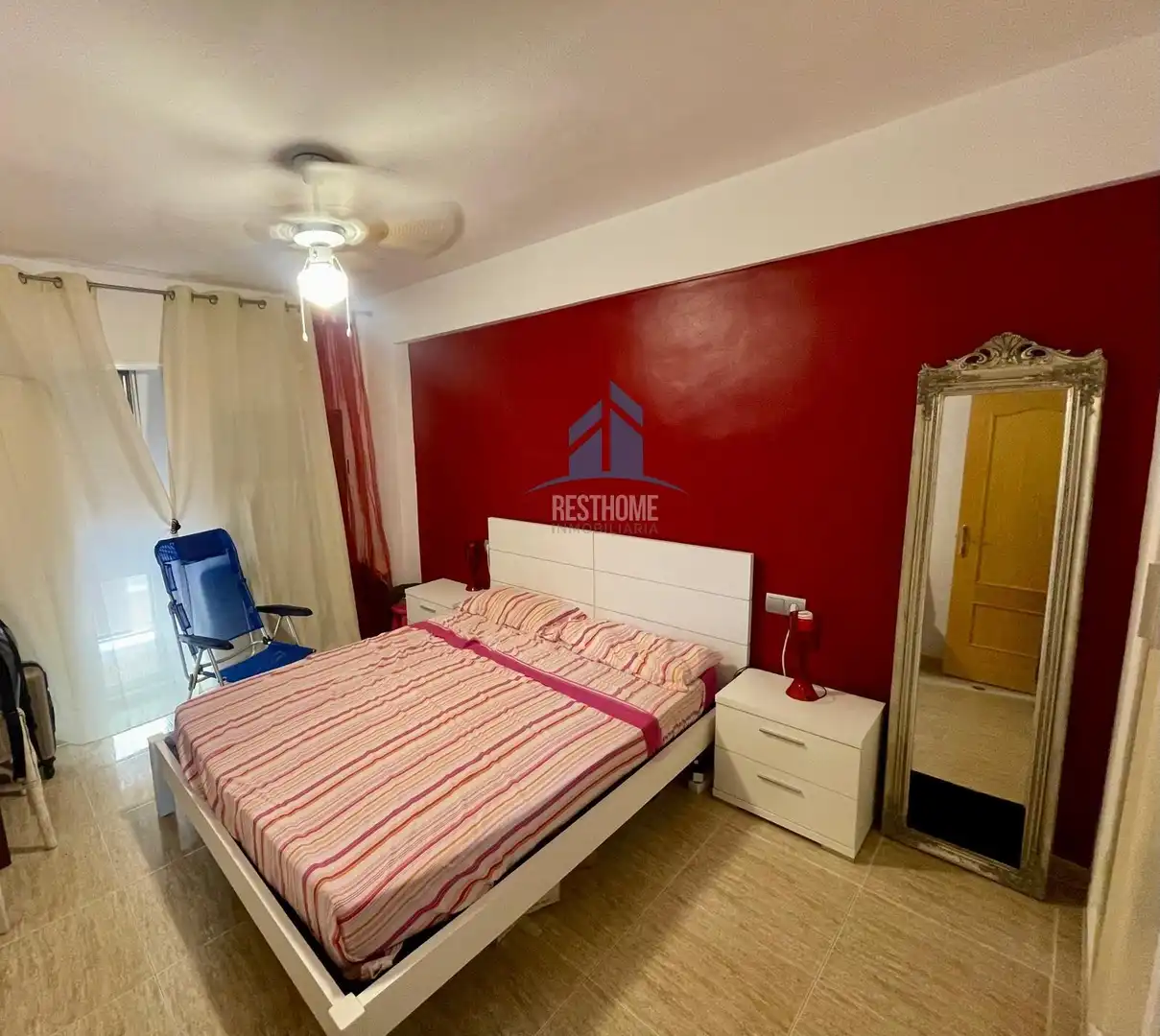 Habitación de Apartamento en venta en Xeraco con Terraza y Balcón
