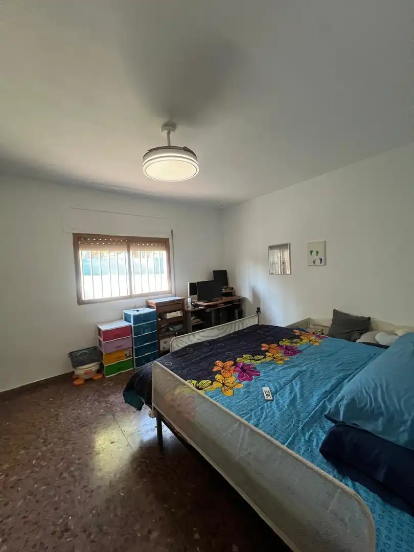 Bedroom of Houses for sale in El Pilar 