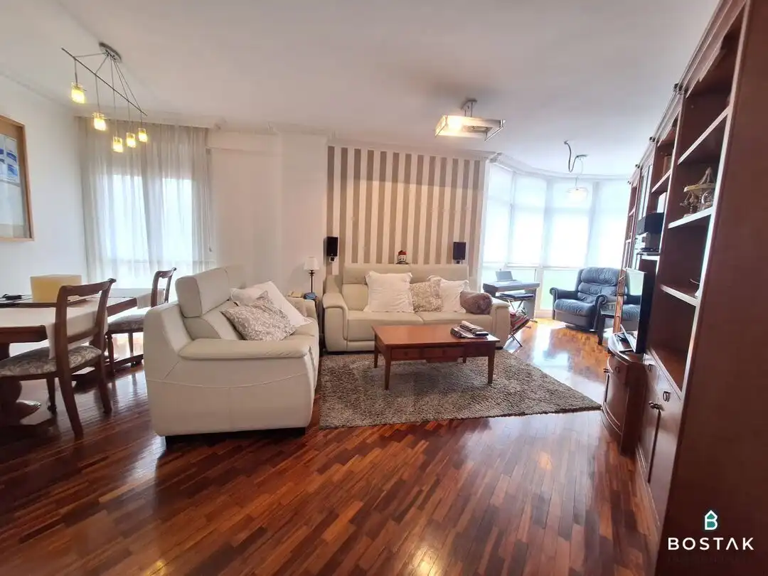 Sala de estar de Ático en venta en Bilbao  con Calefacción, Terraza y Balcón