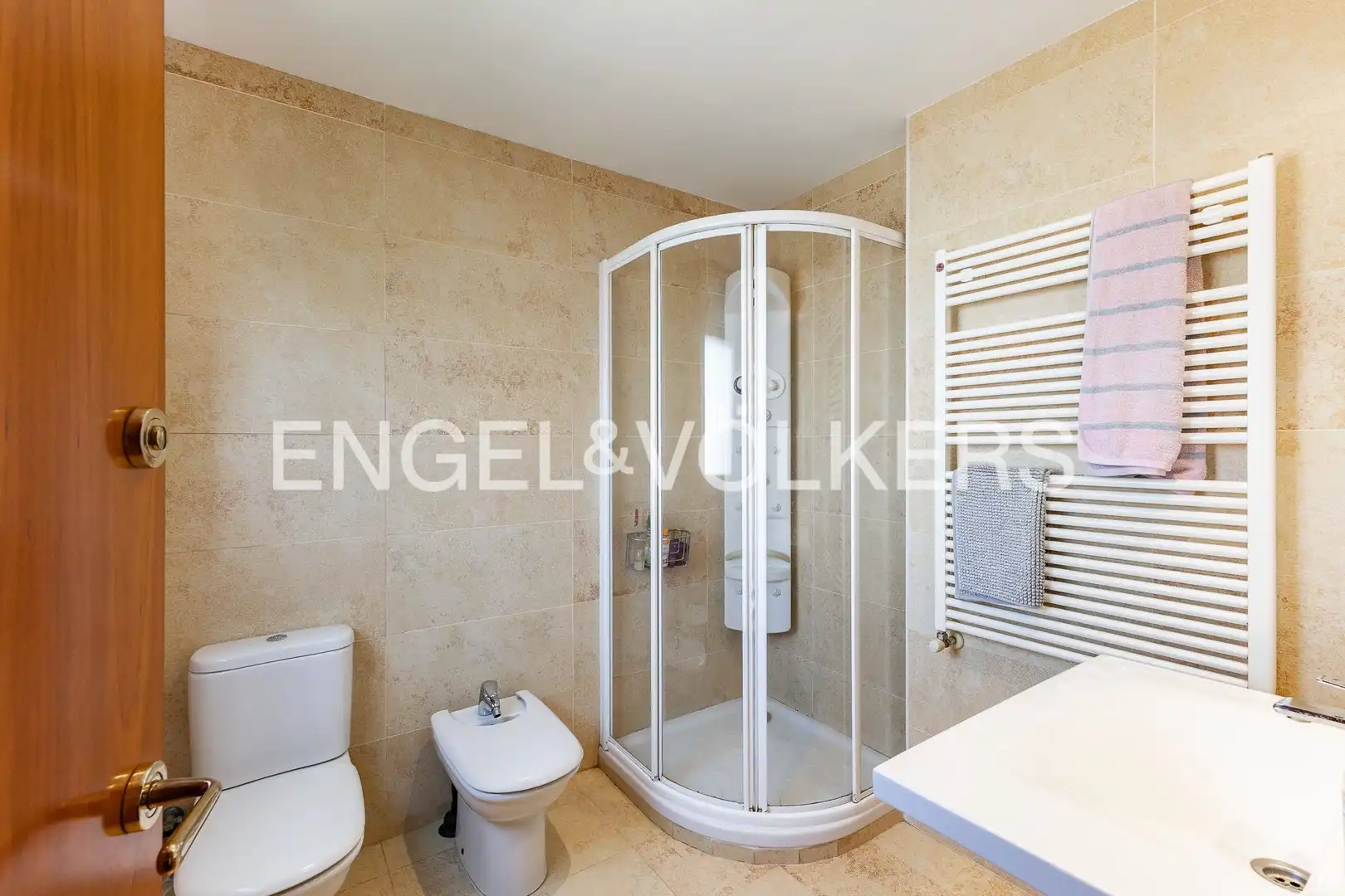 Baño de Casa o chalet en venta en Arenys de Mar con Calefacción, Jardín privado y Terraza