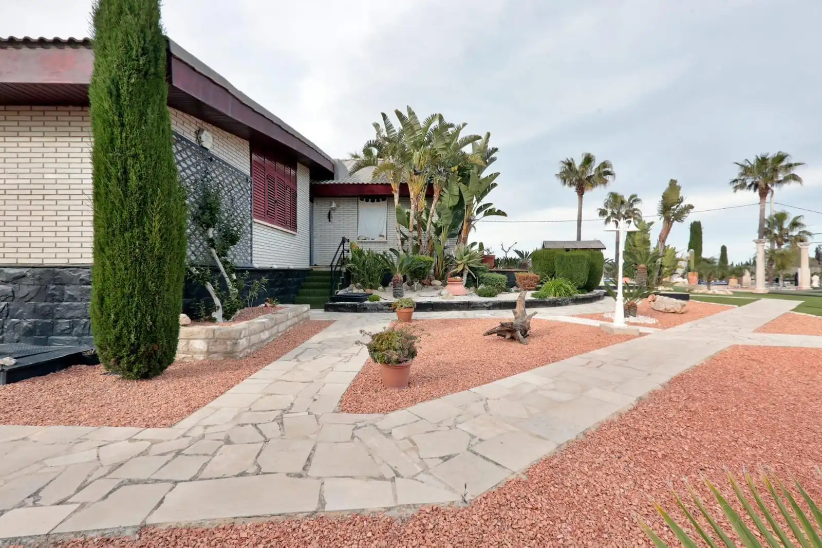 Vista exterior de Casa o xalet en venda en Valladolid amb Aire condicionat, Calefacció i Jardí privat