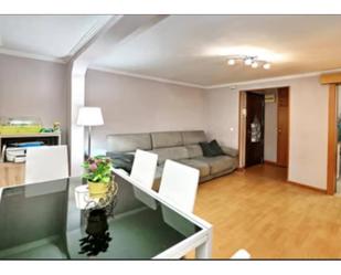 Living room of Flat for sale in Sabadell  with Air Conditioner, Heating and Parquet flooring