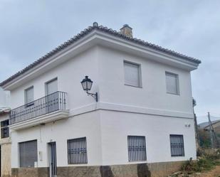 Exterior view of Single-family semi-detached for sale in Alcublas  with Air Conditioner, Heating and Private garden