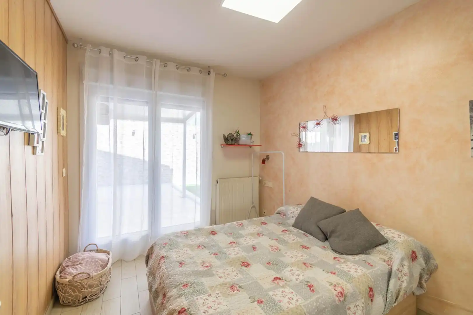 Dormitori de Casa adosada en venda en Beriáin amb Calefacció, Jardí privat i Terrassa