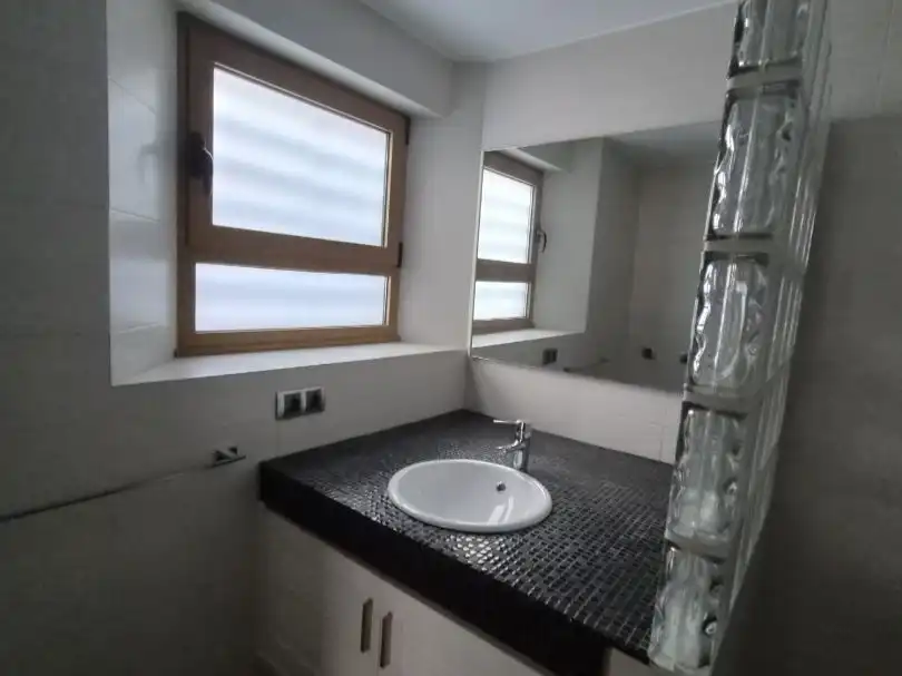 Detached house with garden for sale in Carrer Segrià 25, imagen 31
