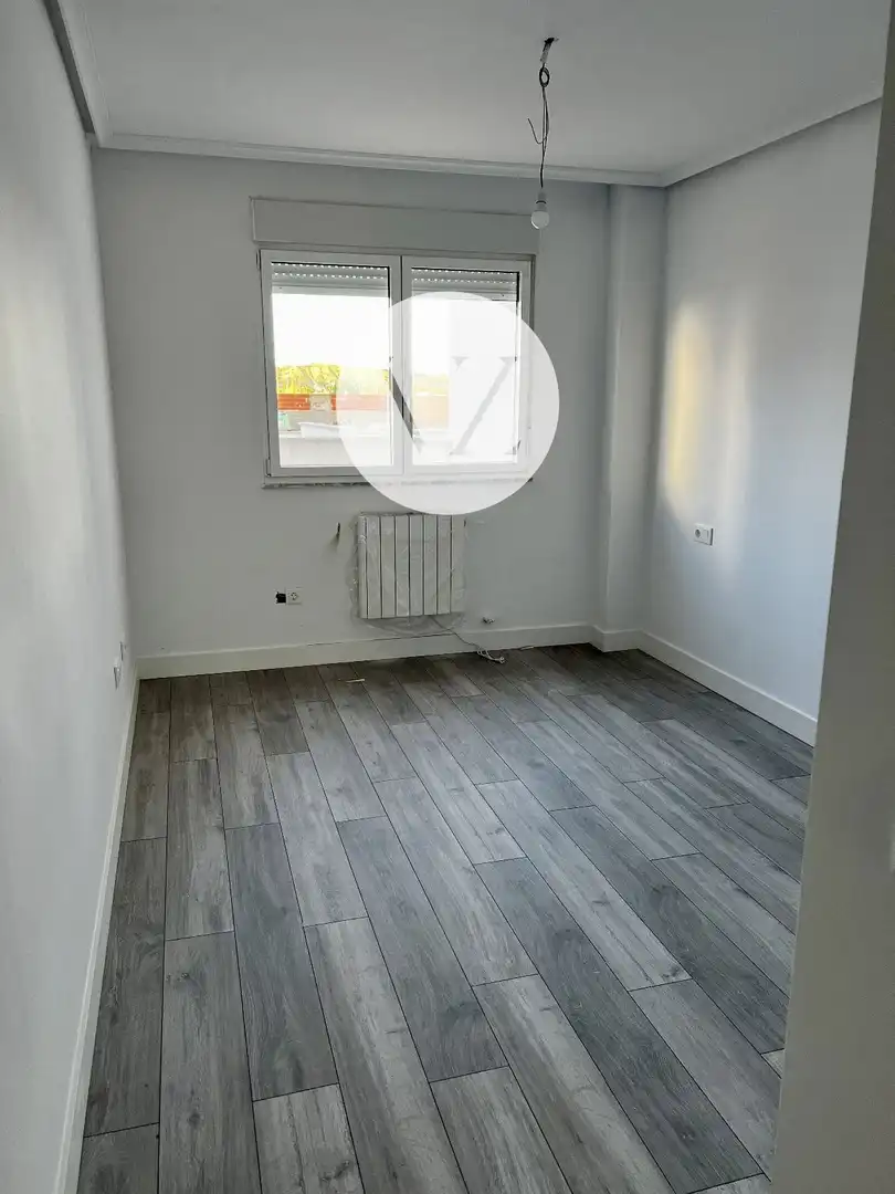 Schlafzimmer von Wohnung zum Verkauf in Pelabravo mit Heizung, Privatgarten und Terrasse