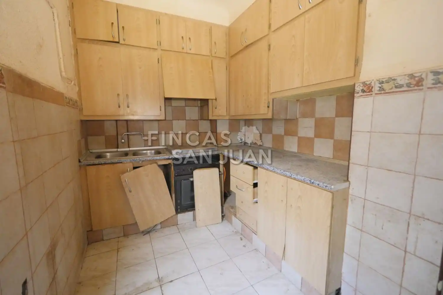 Cocina de Piso en venta en Crevillent con Balcón