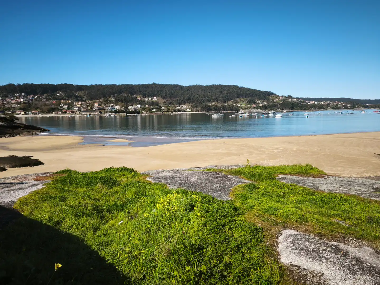 Exterior view of Flat for sale in Cangas   with Air Conditioner, Heating and Furnished