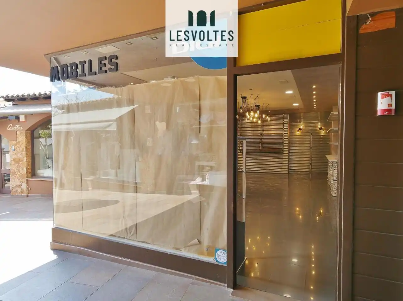 Local commercial à louer à Carrer de la Tarongeta, imagen 13
