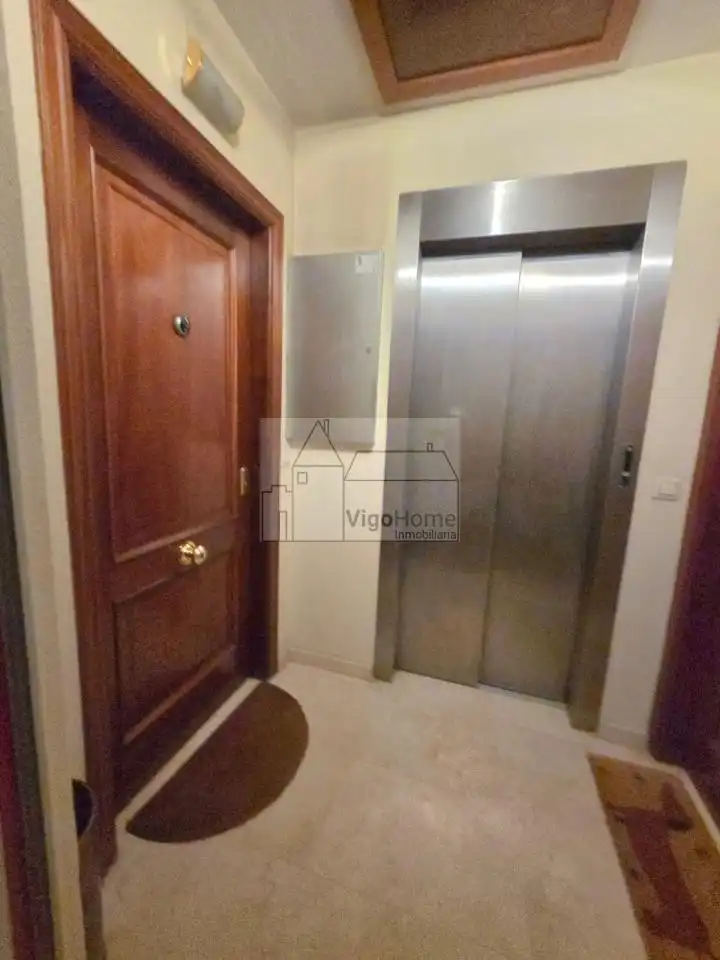 Attic for rent in Vigo   with Heating, Parquet flooring and Terrace