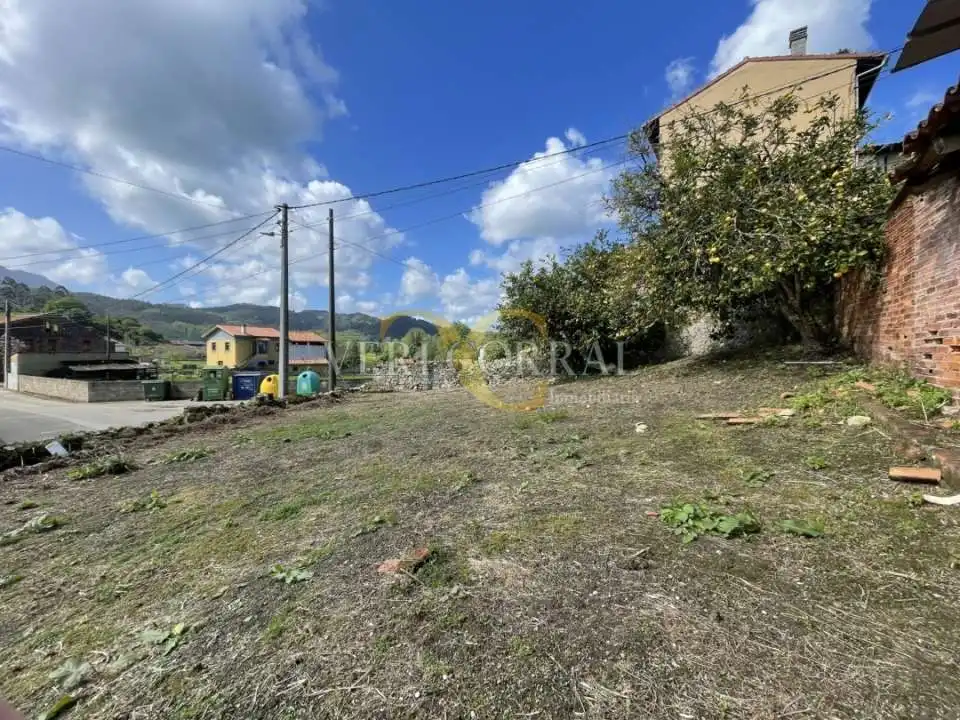 Terreny residencial en venda a Calle Bajadaal Mercado