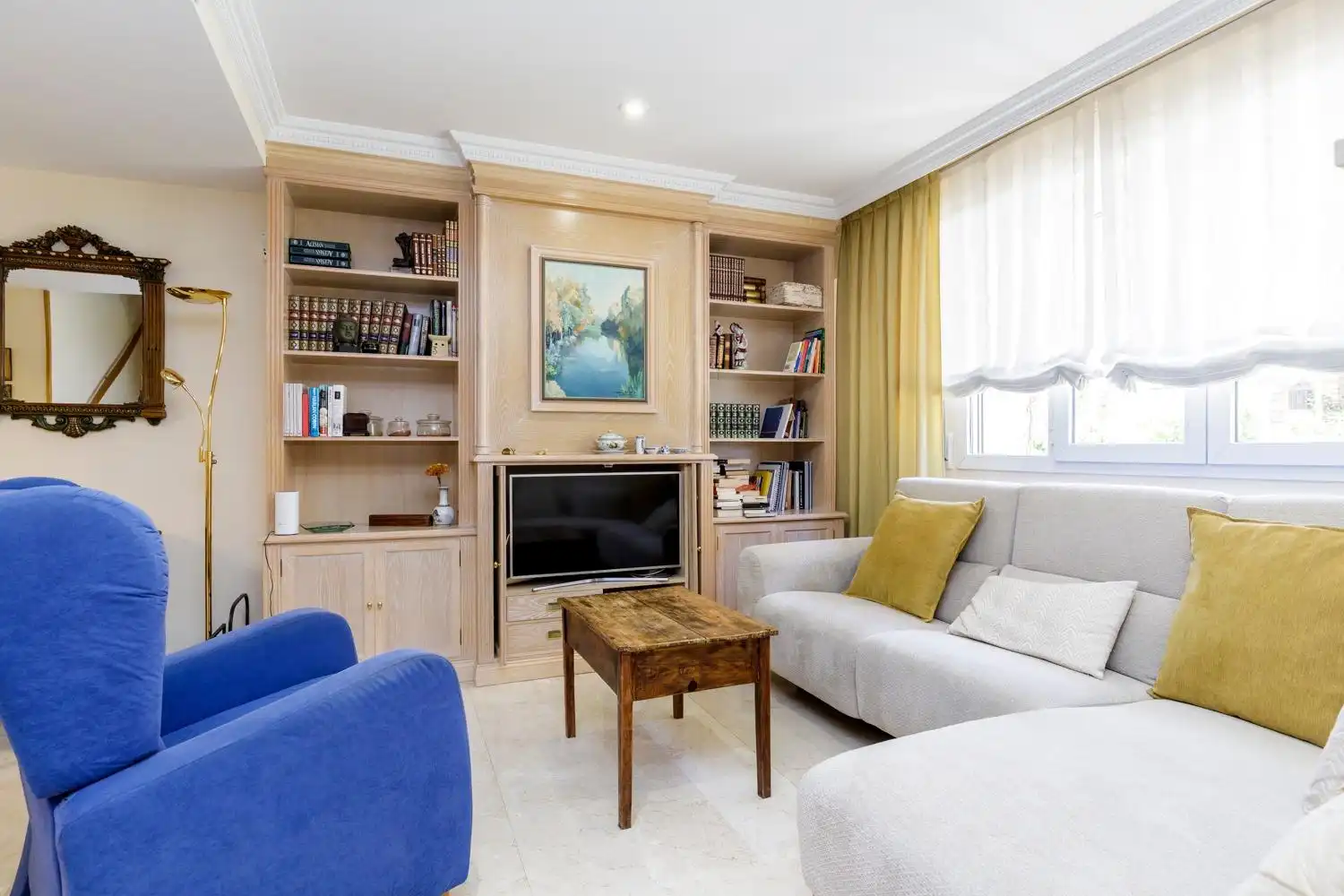 Living room of Detached homes for sale in Zaragoza  with Heating, Private garden and Terrace