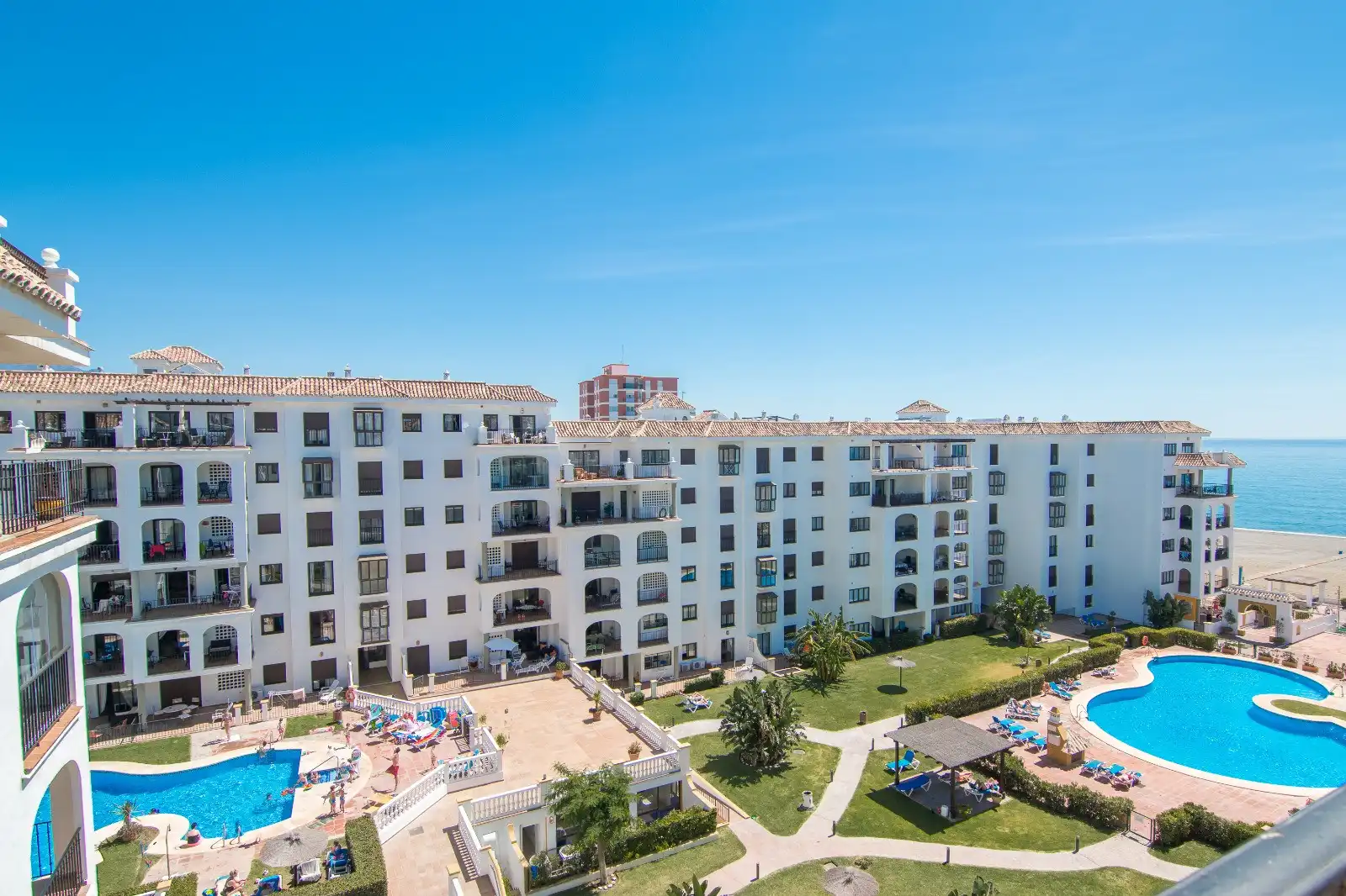 Apartment with terrace for sale in Puerto de la Duquesa, imagen 4