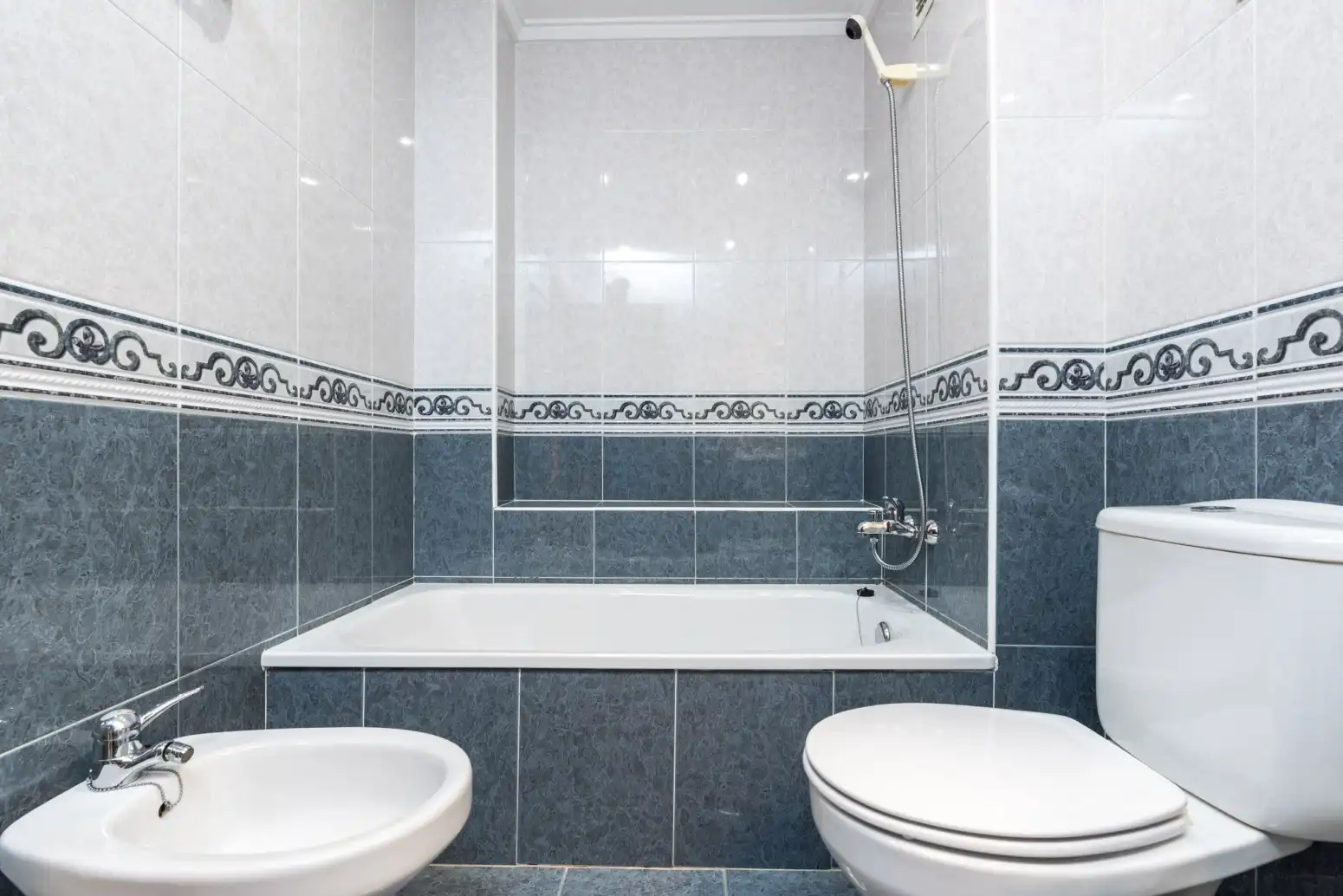 Flat for rent in Oviedo - CL EMILIO LLANEZA, 13, Corredoría - La Carisa - Prado de La Vega