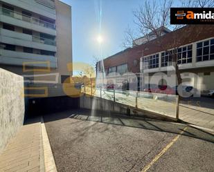 Vista exterior de Garatge en venda en Sabadell