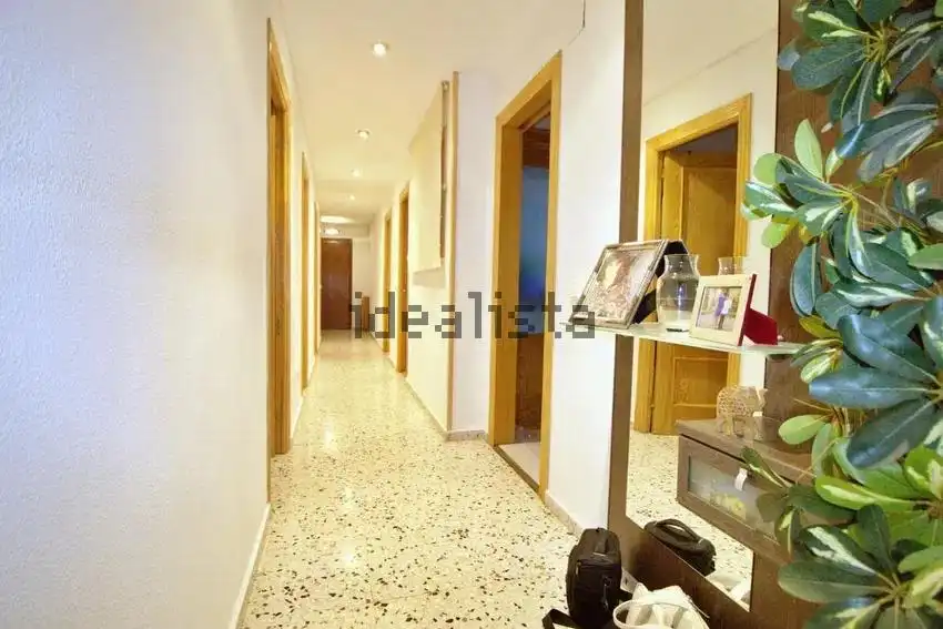 Piso en venta en Alicante / Alacant con Aire acondicionado, Trastero y Balcón
