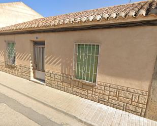 Exterior view of Single-family semi-detached for sale in Argamasilla de Alba