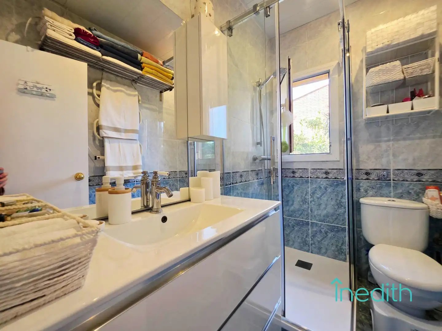 Baño de Piso en venta en Castelldefels con Aire acondicionado, Calefacción y Terraza