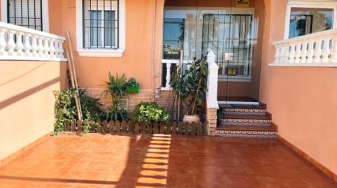 Foto 2 de Casa adosada en venta en Parque de las Naciones, Torrevieja