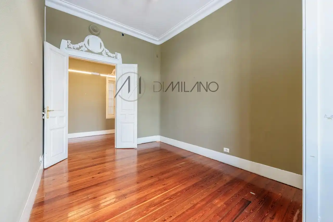 Flat with lift for sale in Montero Ríos, imagen 26