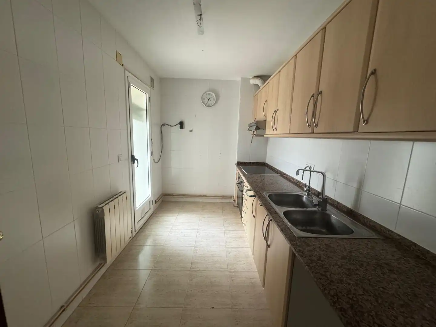 Piso con ascensor en venta en C/ de la Pobla de Montornes, imagen 4