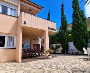 Exterior view of Single-family semi-detached for sale in Vandellòs i l'Hospitalet de l'Infant  with Private garden, Terrace and Furnished